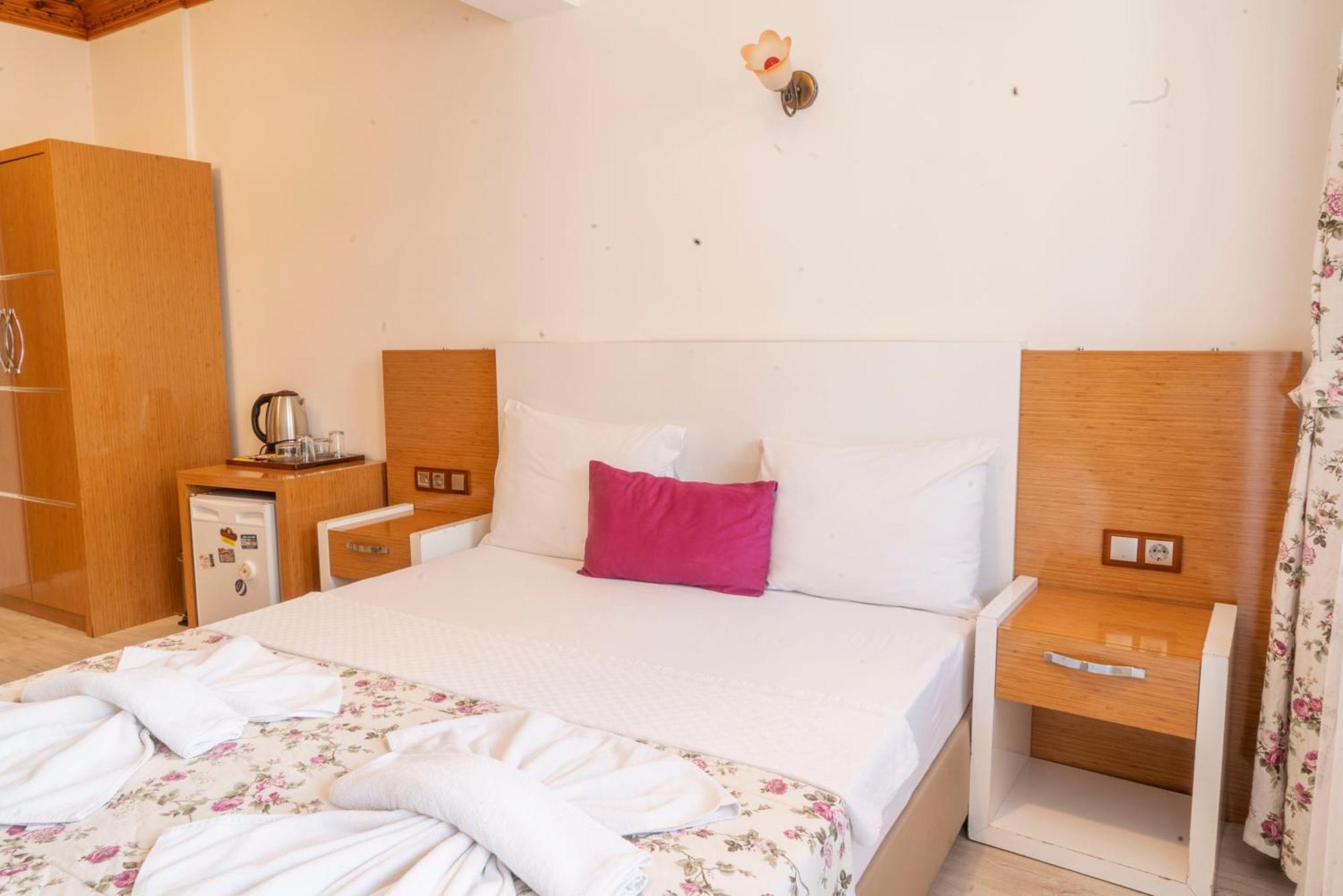 Hotel Mandalin Akyaka à Akyaka  Extérieur photo